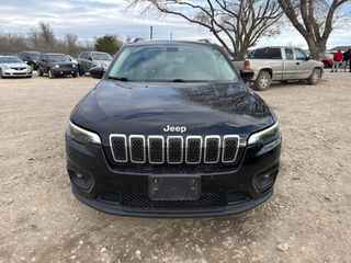2019 Jeep Cherokee Latitude FWD - Exterior Front Center Image